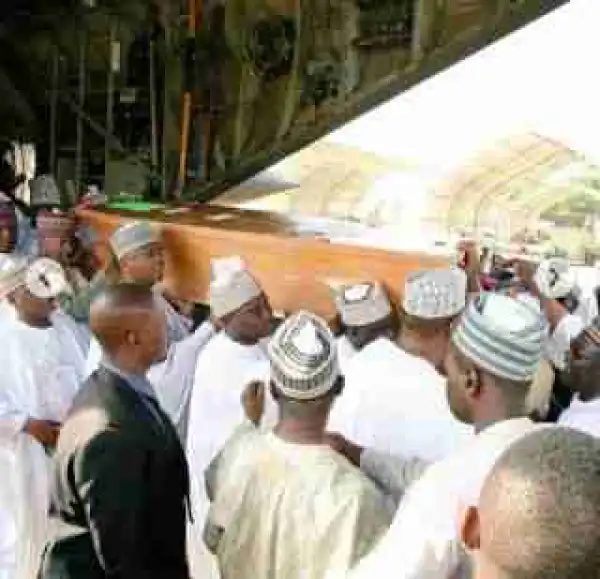 Saraki, Governor Ganduje, Others Receive Body Of Late Maitama Sule (Photos)